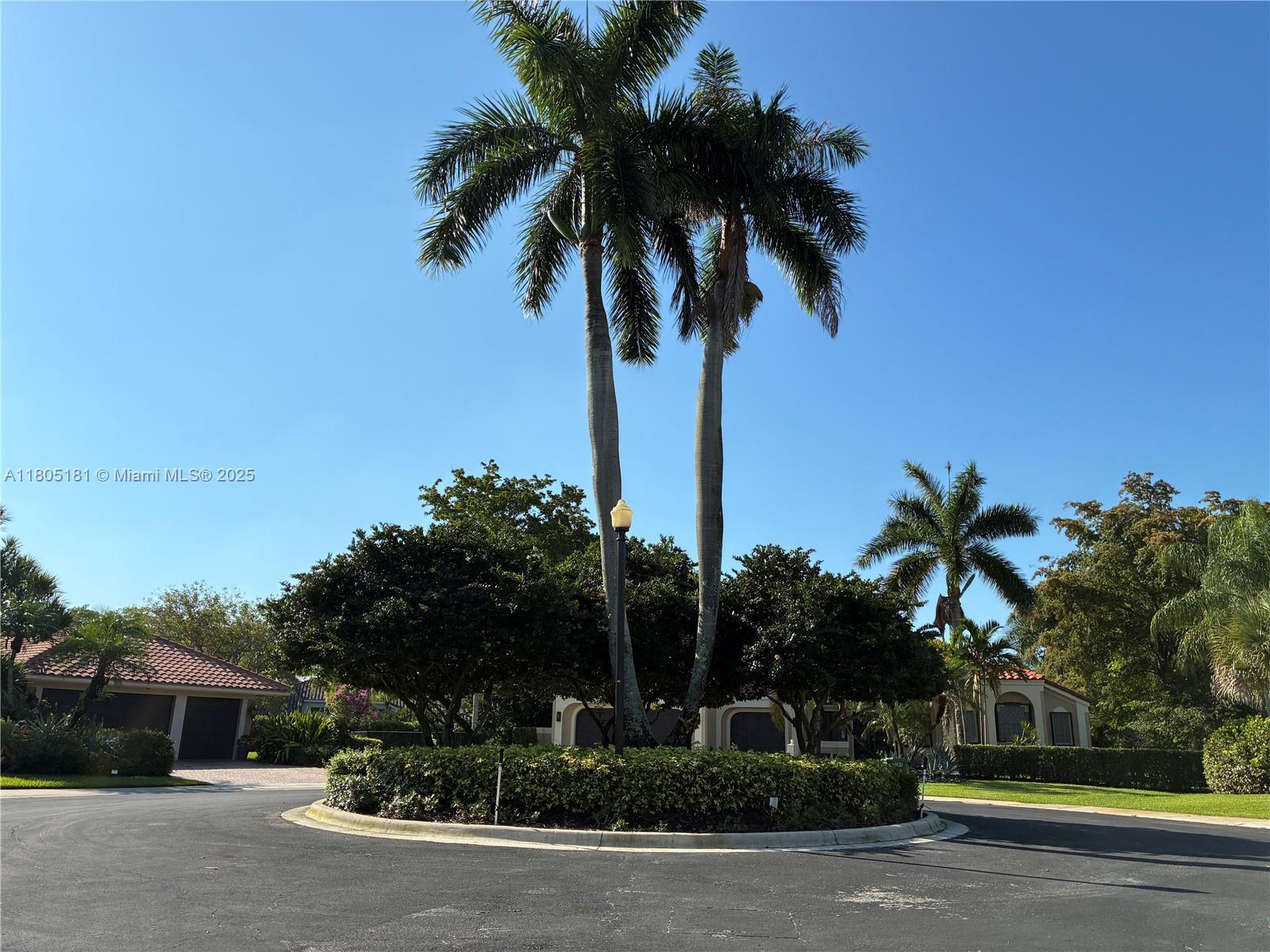 384 Coconut Circle, Weston FL 33326 photo 3