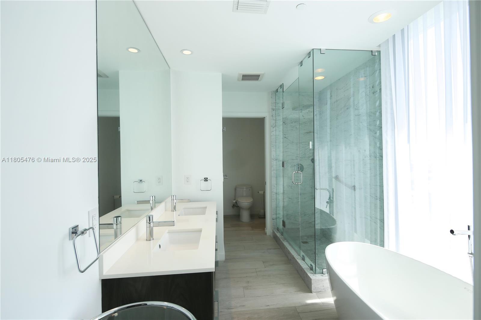 480 NE 31 St # 2607, Miami FL 33137 photo 3