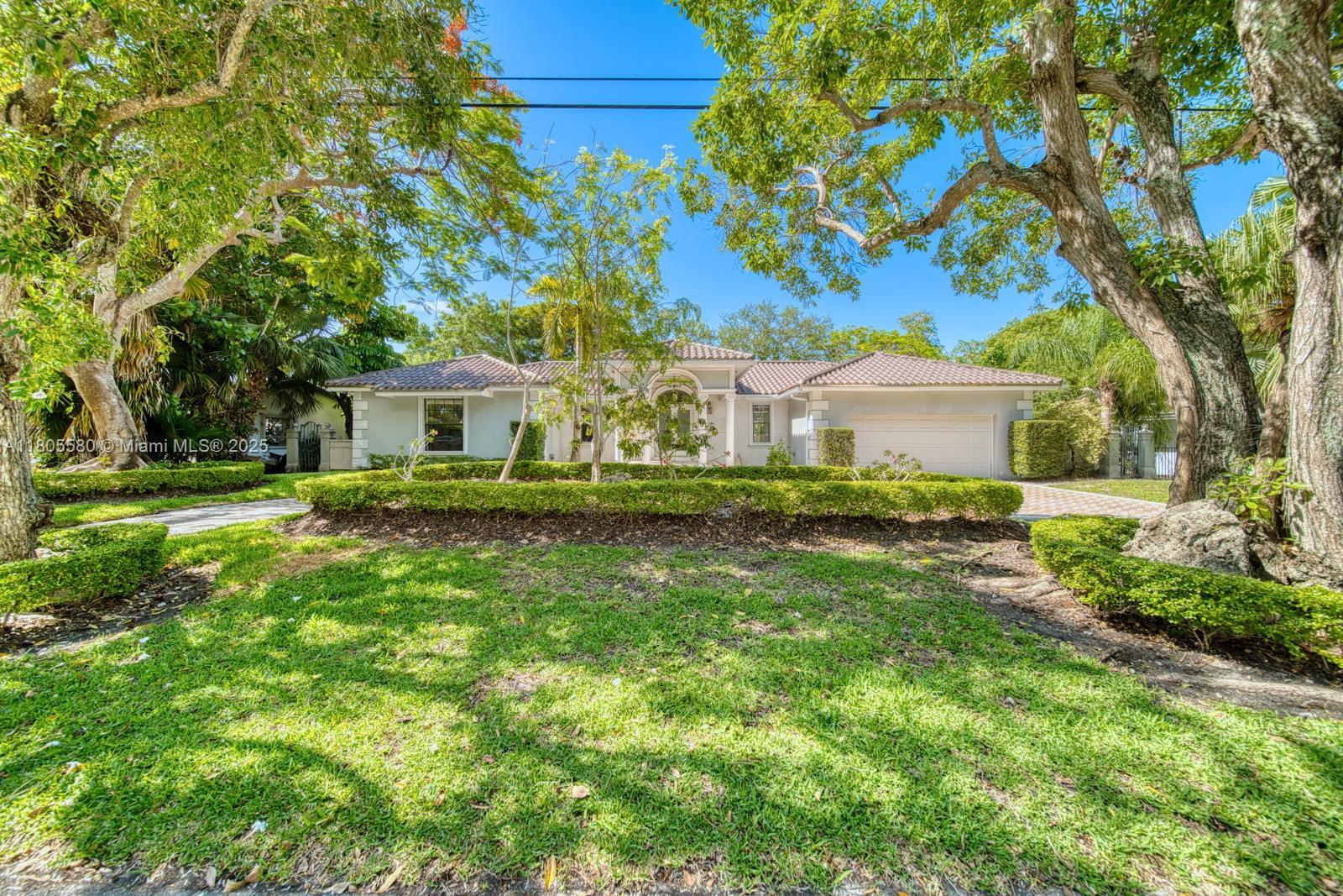 1442 Coruna Ave, Coral Gables FL 33156 photo 2