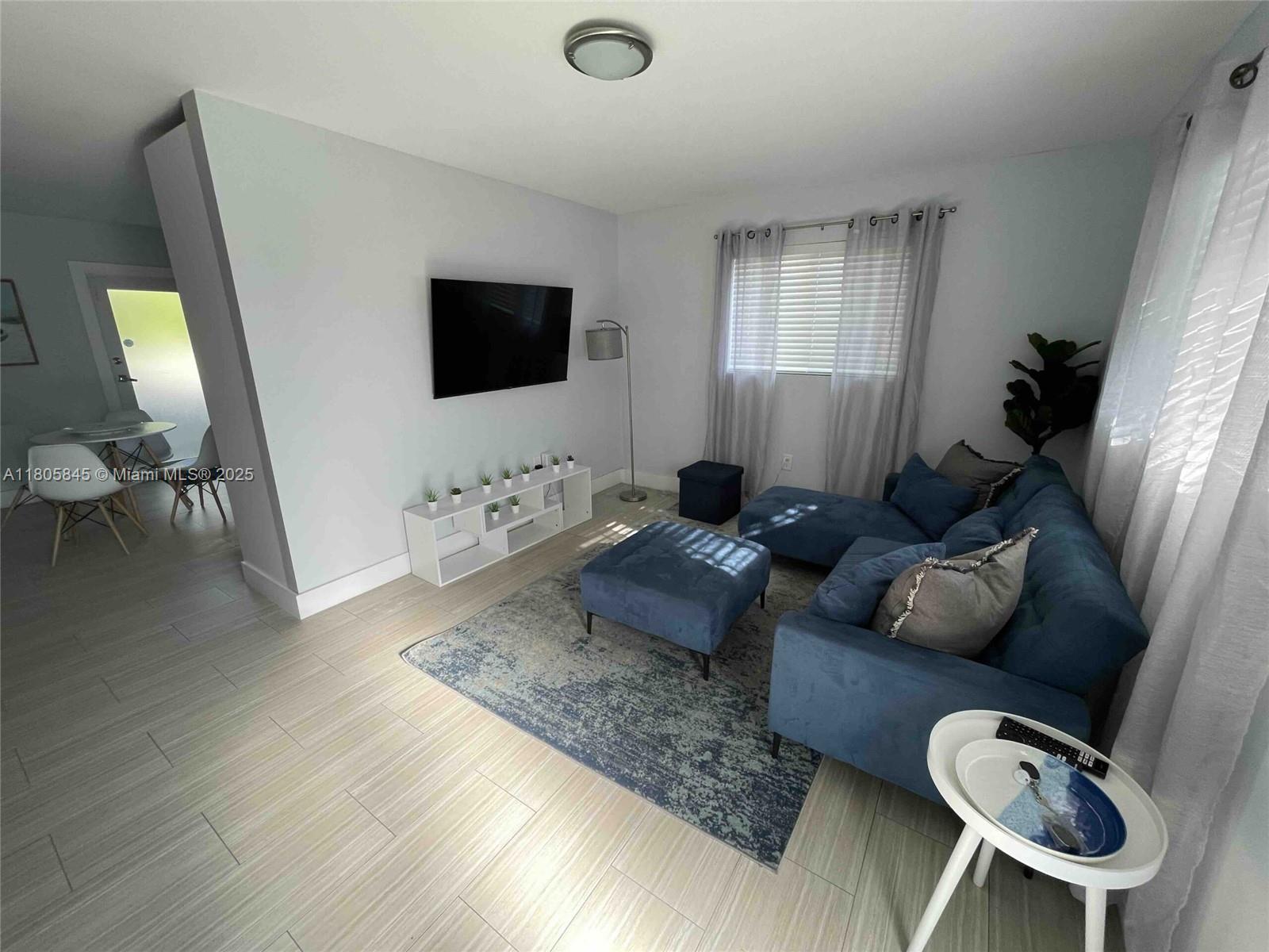 4400 NW 1st Ave, Miami FL 33127 photo 3