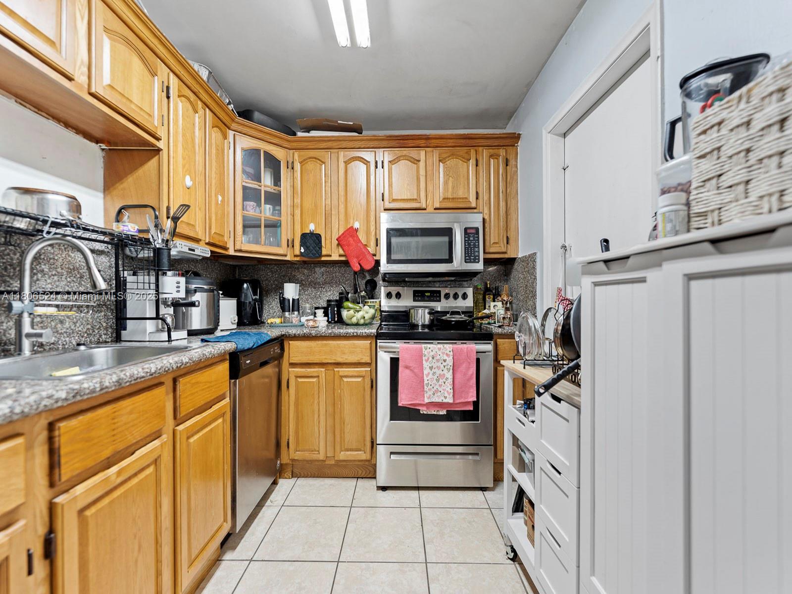 7825 Miller Dr # C212, Miami FL 33155 photo 3