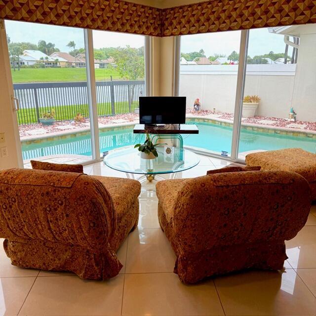 150 Beach Summit Court, Jupiter FL 33477 photo 5