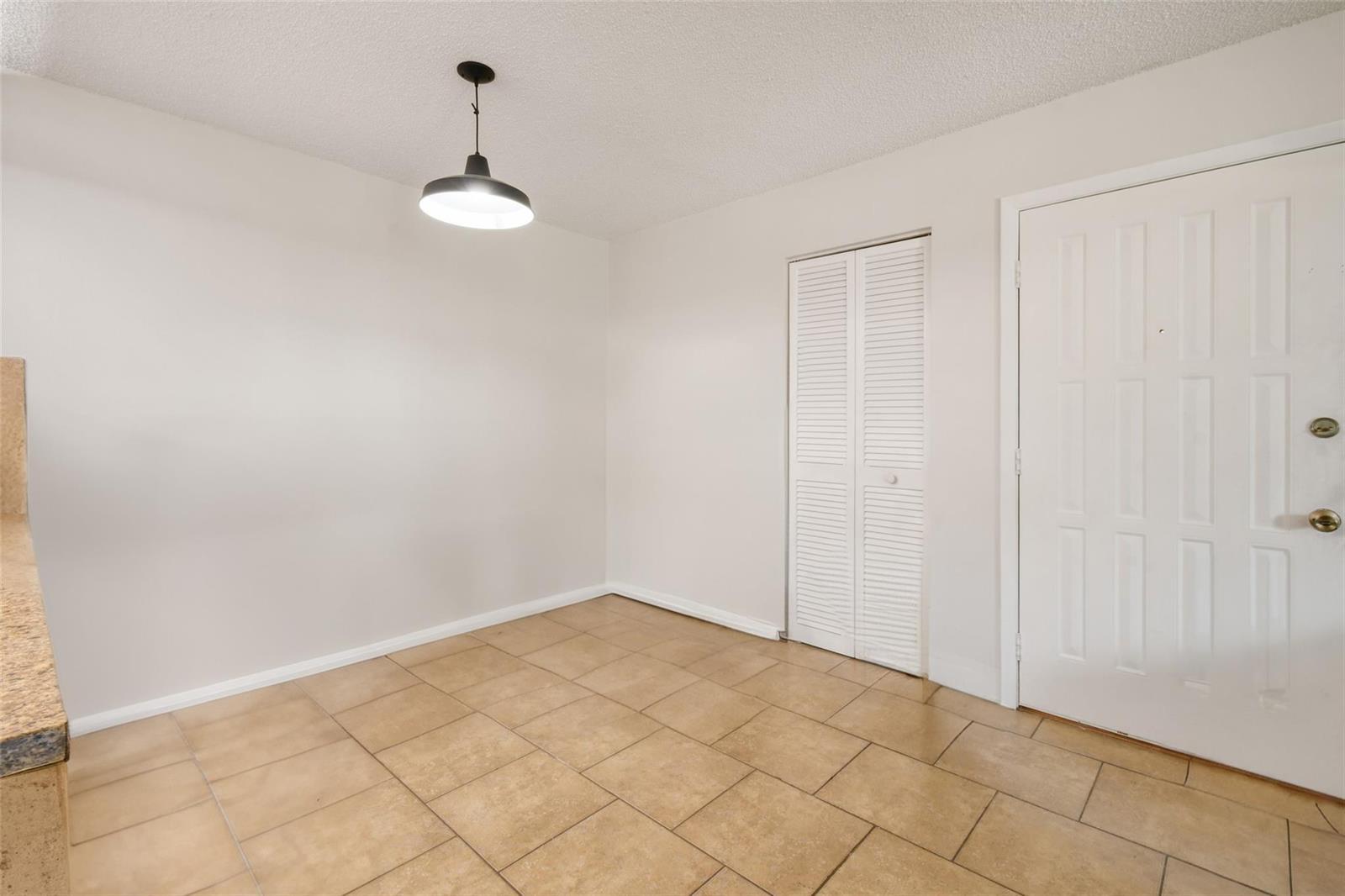 3402 Gardens Drive # 14B, Palm Beach Gardens FL 33410 photo 4
