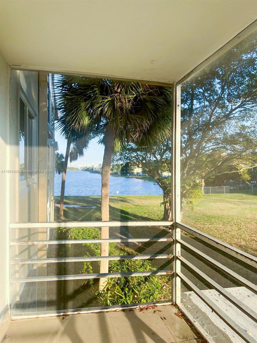 447 NE 195th St # 217, Miami FL 33179 photo 2