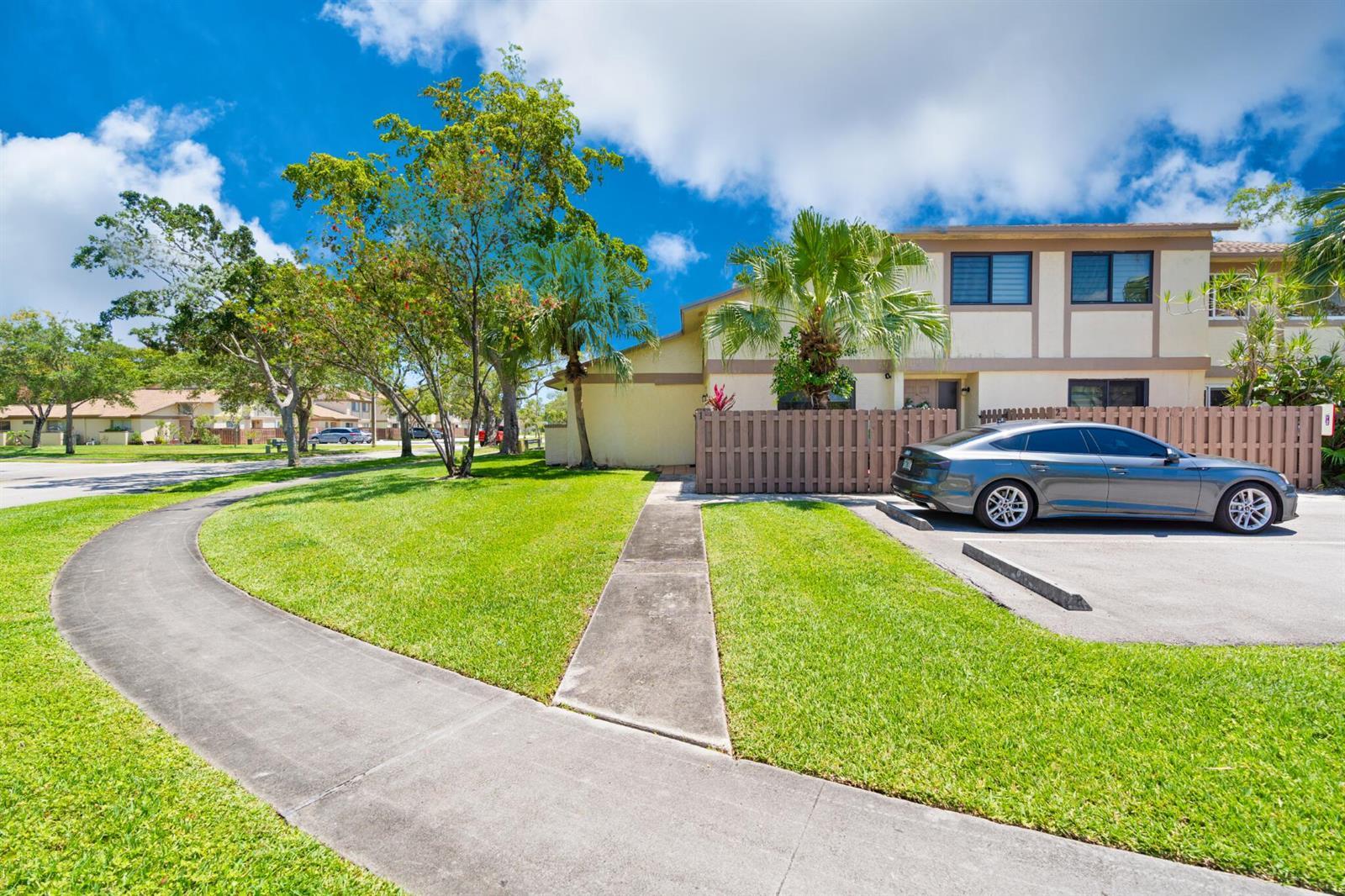 10650 NW 30th Place # 1, Sunrise FL 33322 photo 2
