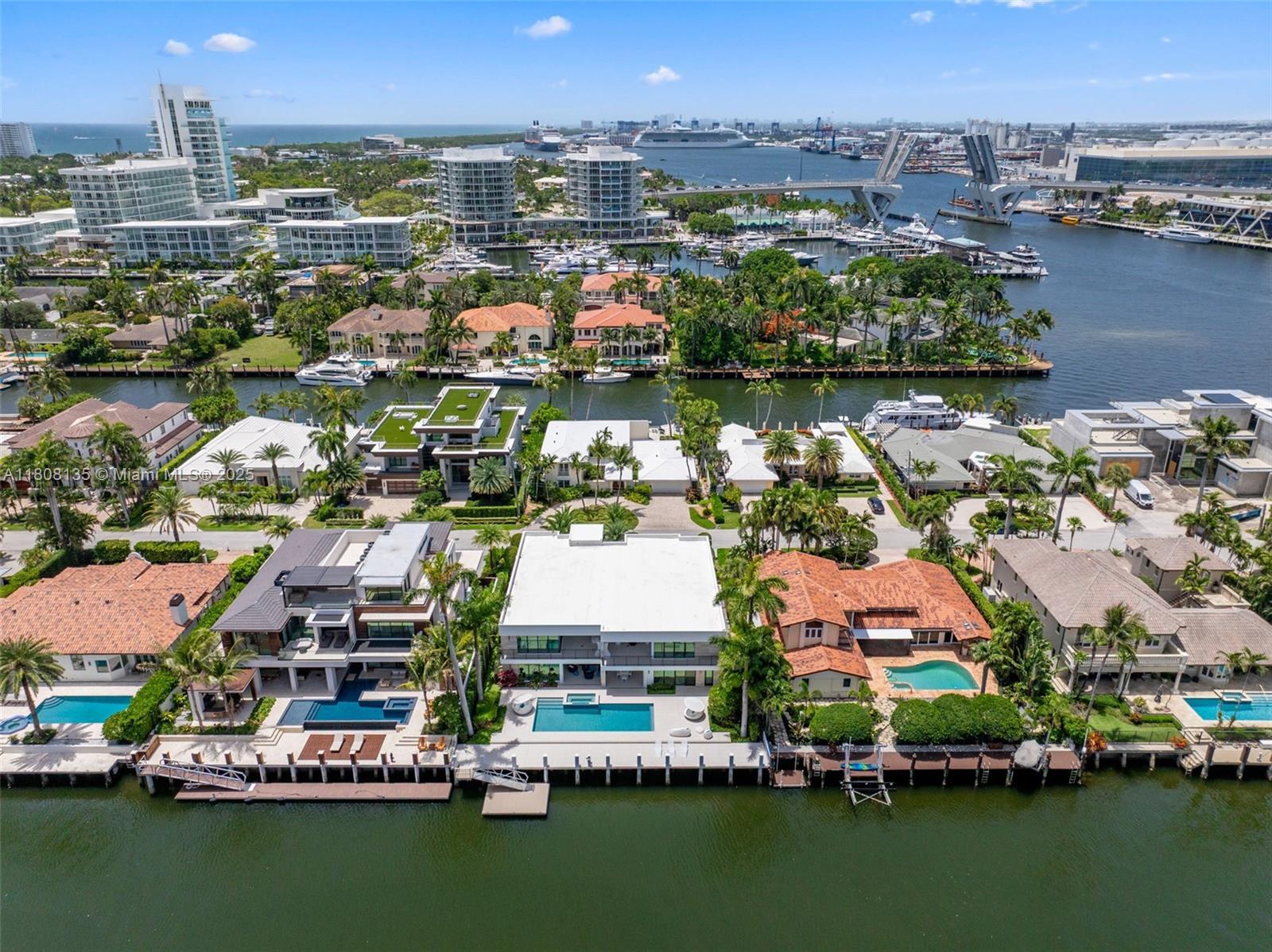 2519 Lucille Dr, Fort Lauderdale FL 33316 photo 4