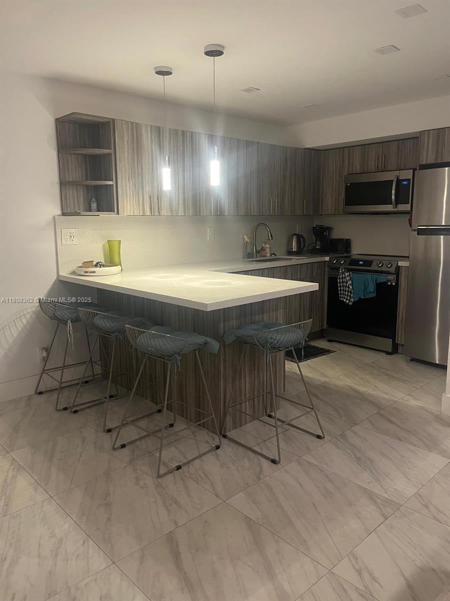 2145 Pierce St # 422, Hollywood FL 33020 photo 2