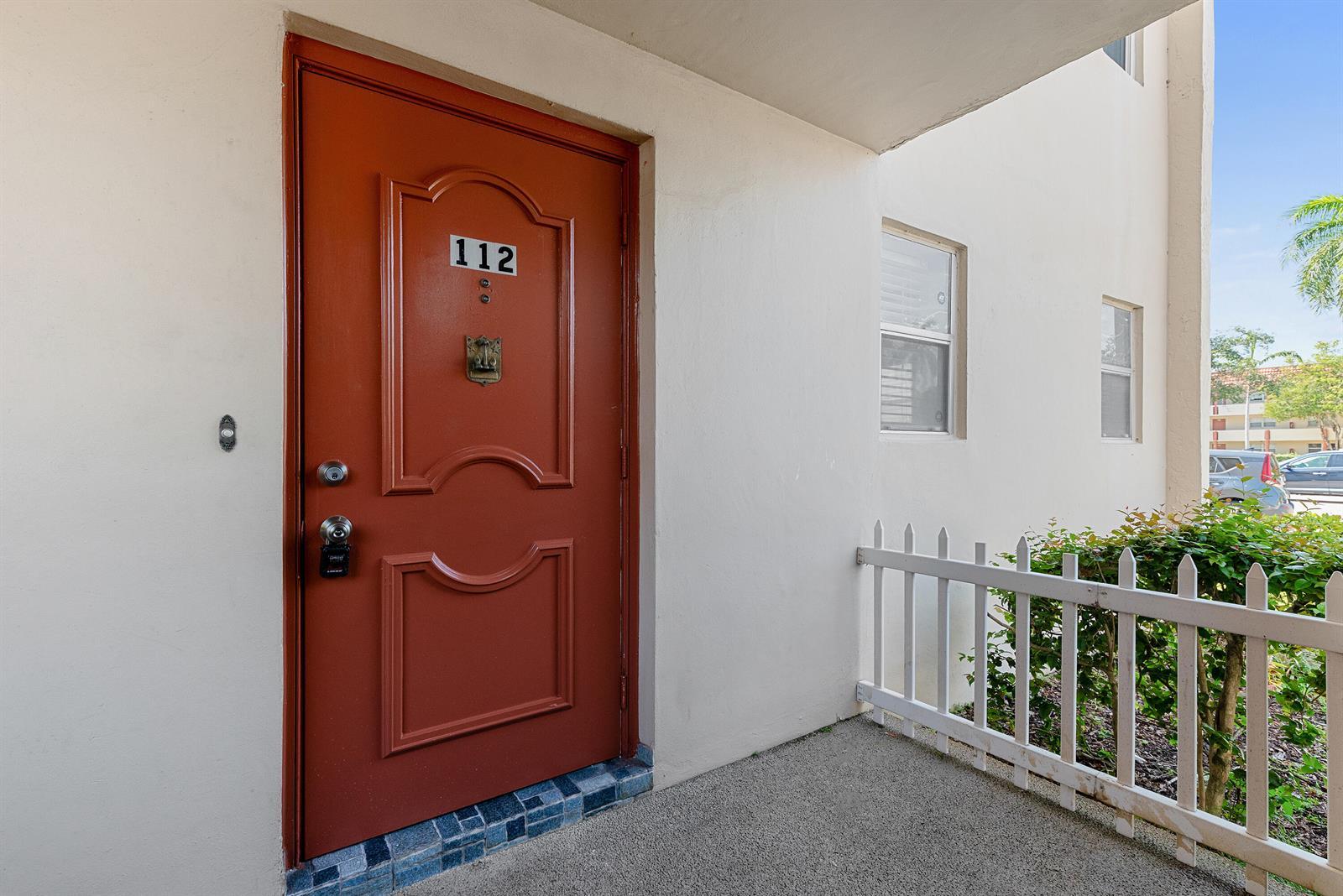 8000 Sunrise Lakes Drive E # 112, Sunrise FL 33322 photo 4