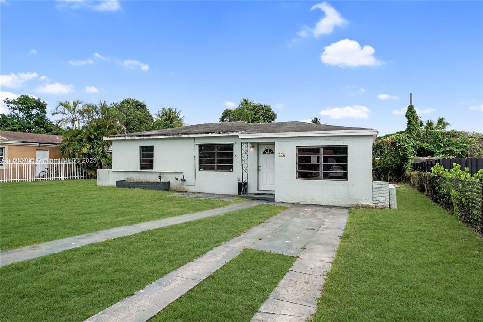 778 NW 146th St, Miami FL 33168 photo 2