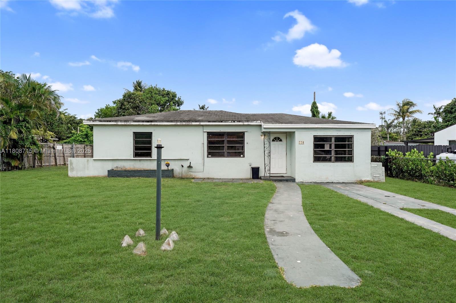 778 NW 146th St, Miami FL 33168