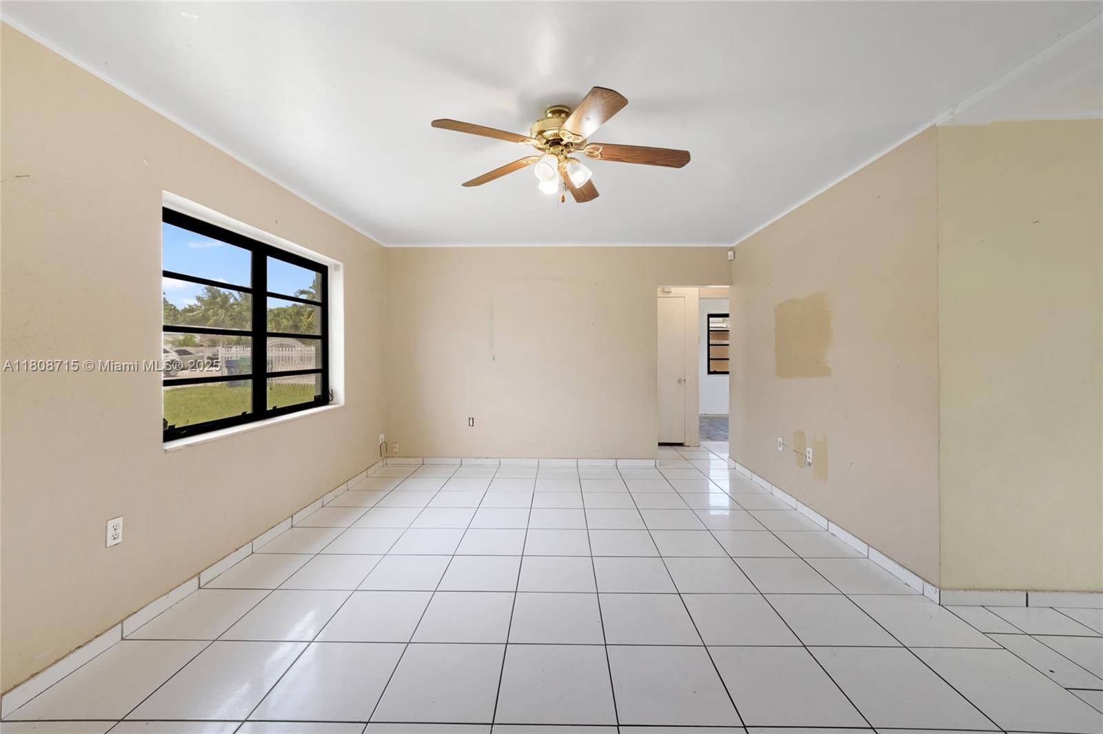 778 NW 146th St, Miami FL 33168 photo 5