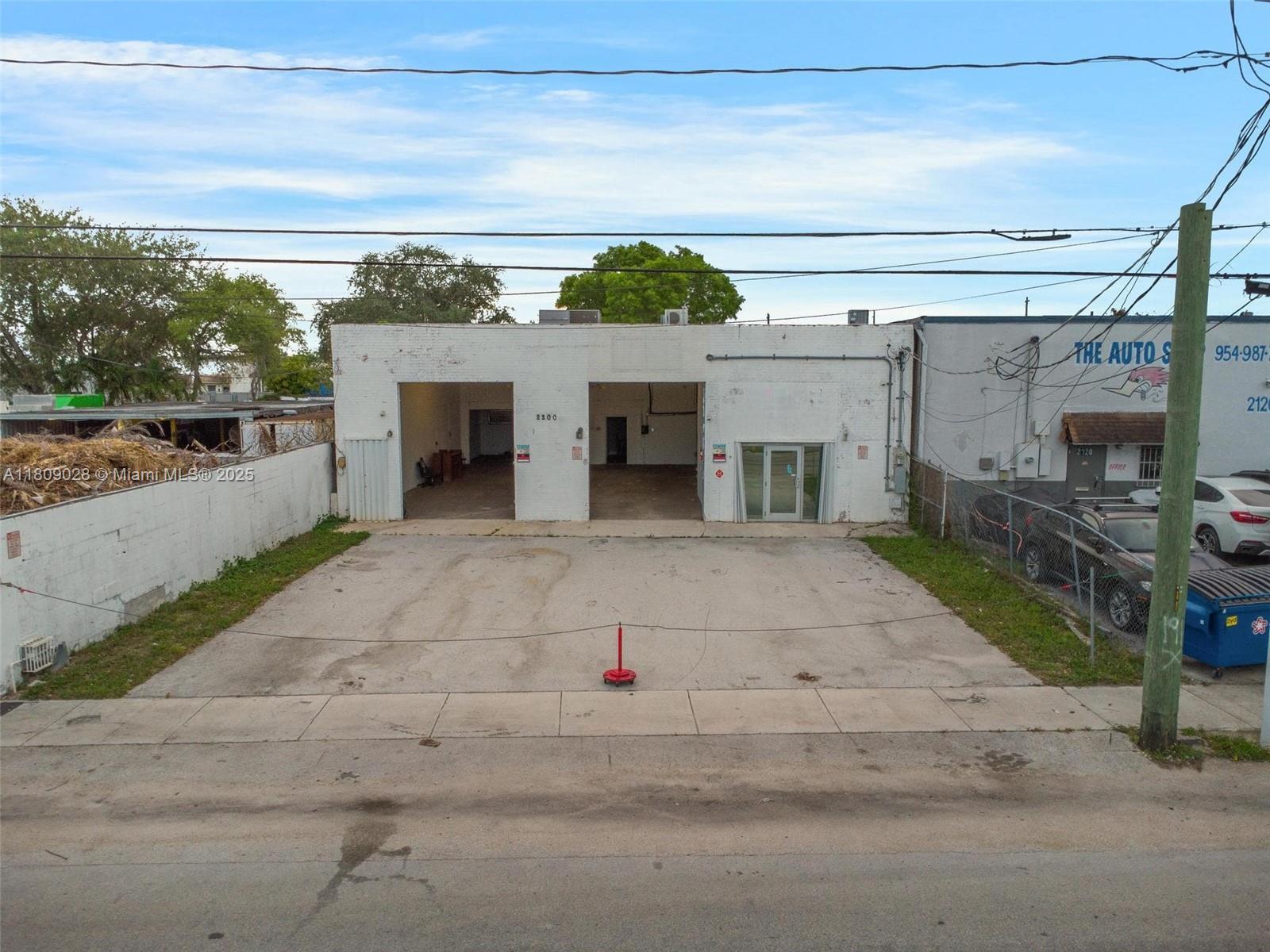 2200 SW 58th Ave, West Park FL 33023 photo 5