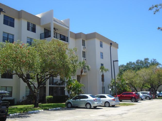 6195 Rock Island Road # 402, Tamarac FL 33319