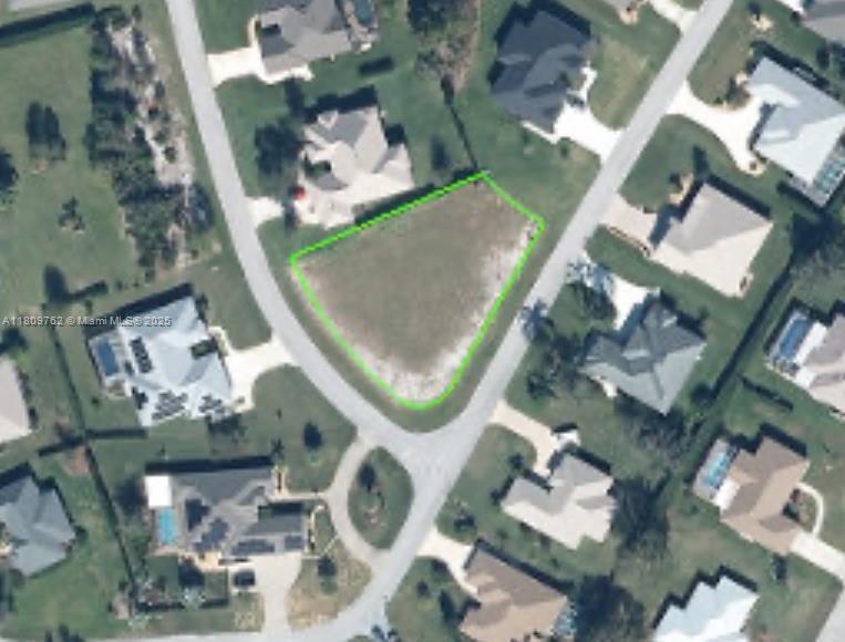 2719 Island Drive, Sebring FL 33872 photo 3