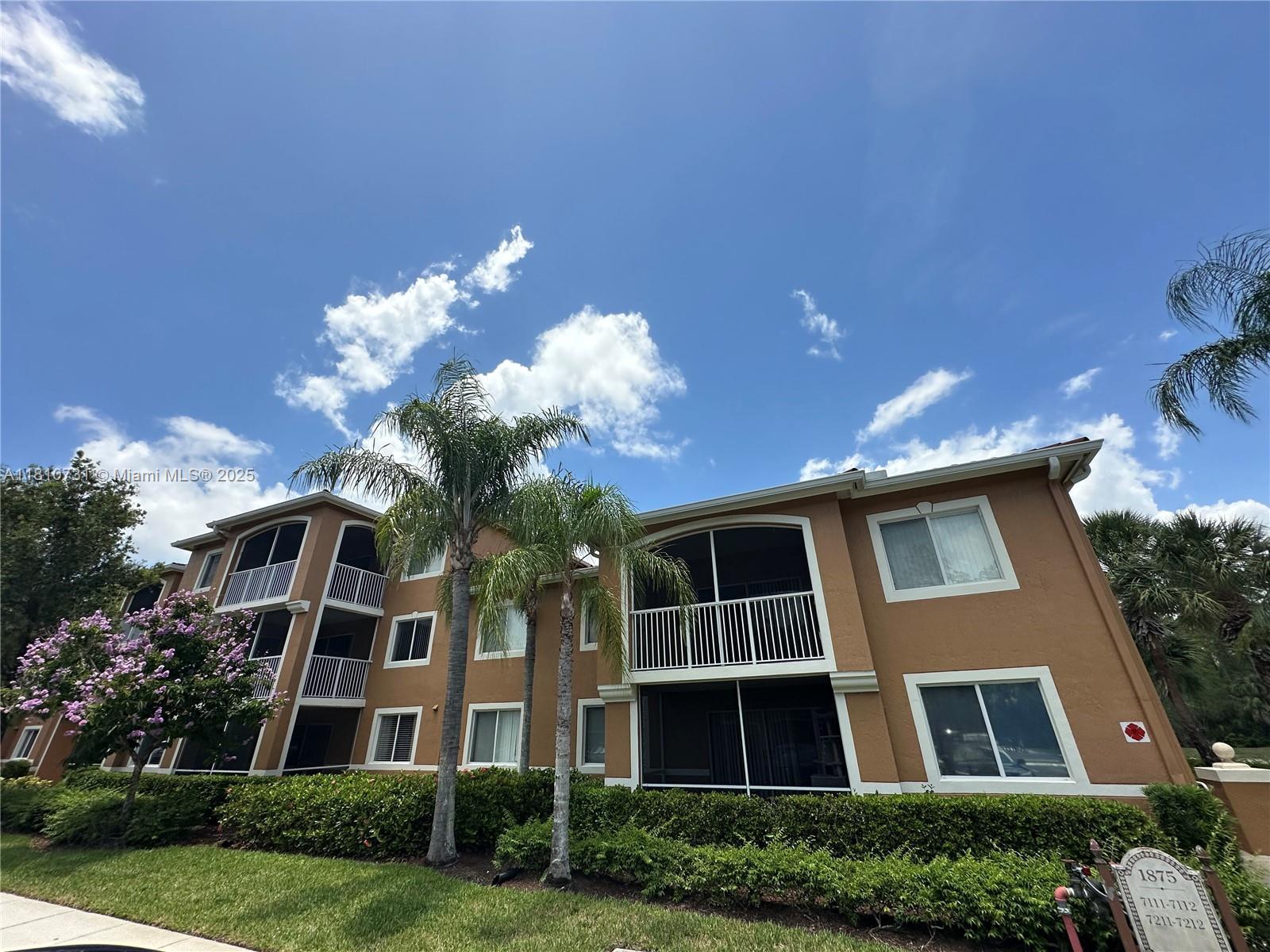 1875 Florida Club Dr # 7112, Naples FL 34112 photo 2