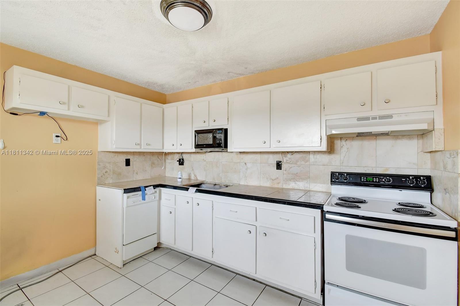 6211 SW 37th St # 211, Davie FL 33314 photo 4