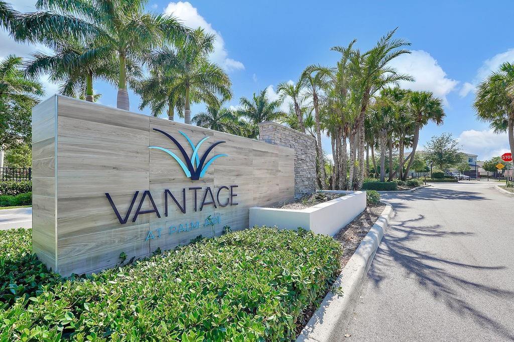 453 NW 36th Avenue, Pompano Beach FL 33069 photo 2