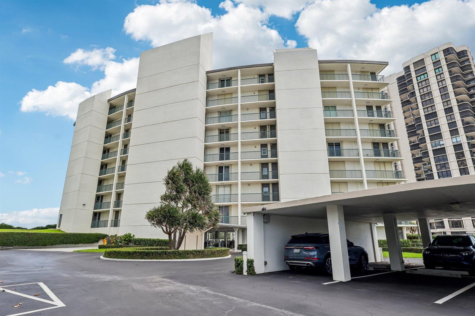 5400 N Ocean Drive E, Singer Island FL 33404 photo 5