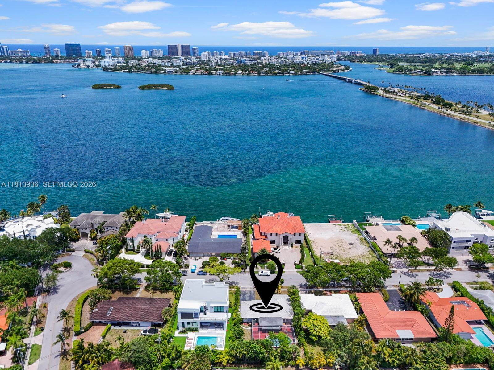 12480 Keystone Island Dr, North Miami FL 33181 photo 3