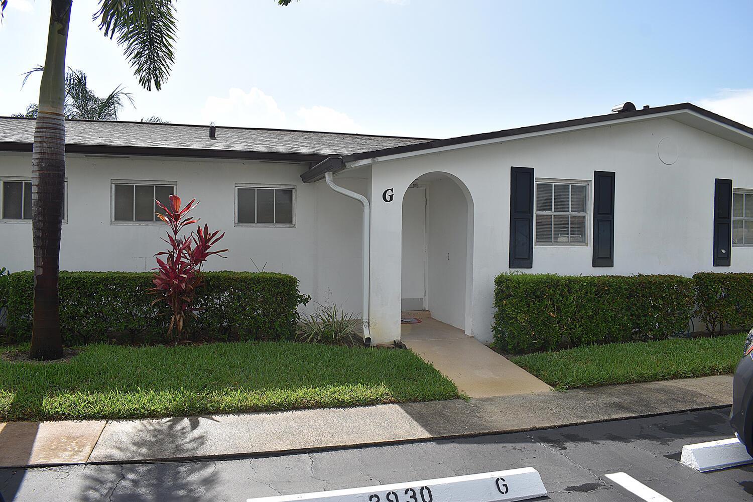 2930 Crosley Drive E # G, West Palm Beach FL 33415 photo 2