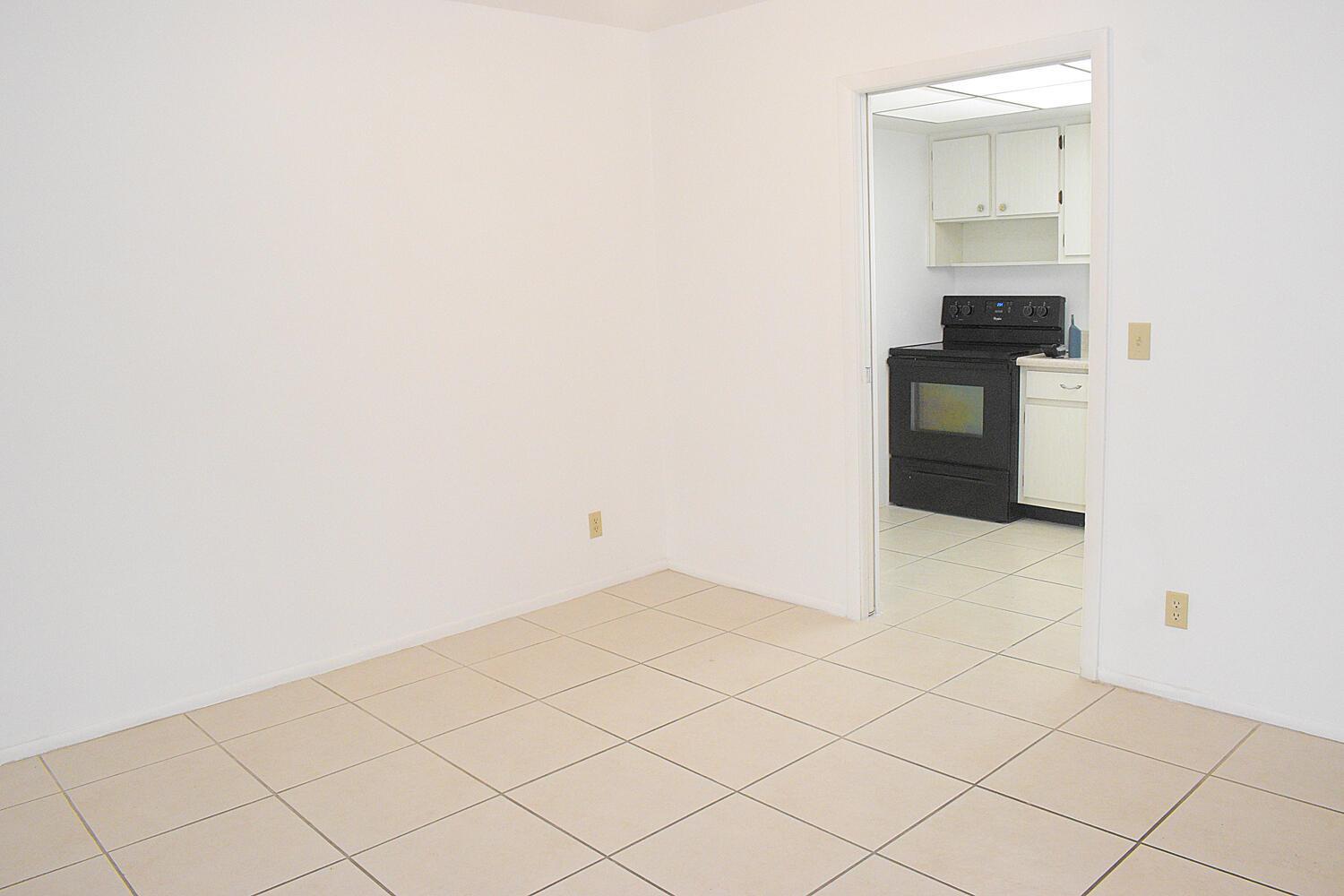 2930 Crosley Drive E # G, West Palm Beach FL 33415 photo 5