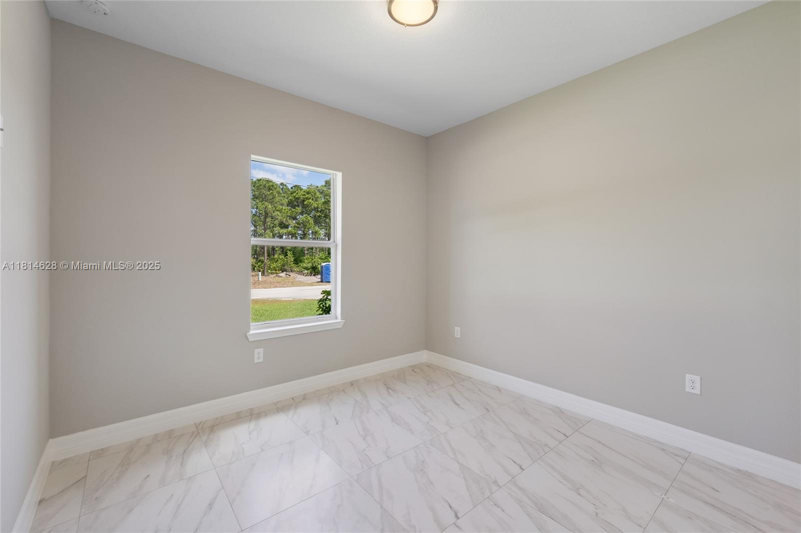 1040 Milwaukee Blvd, Lehigh Acres FL 33974 photo 4