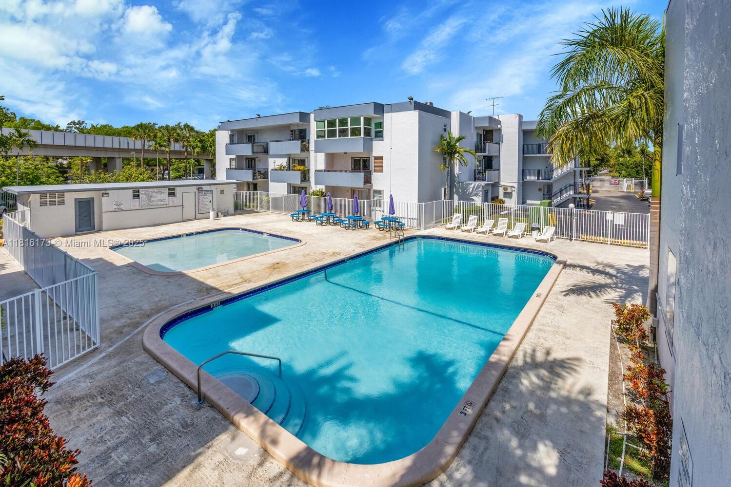 2465 SW 18th Ave # 3210, Miami FL 33145 photo 2