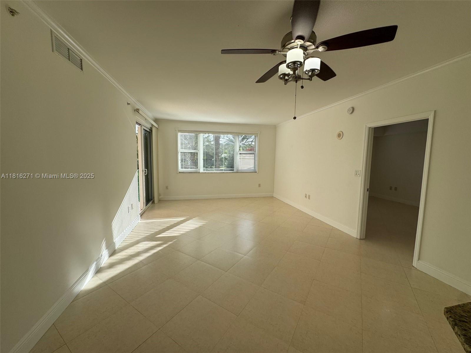 19900 E Country Club Dr # 209, Aventura FL 33180 photo 4