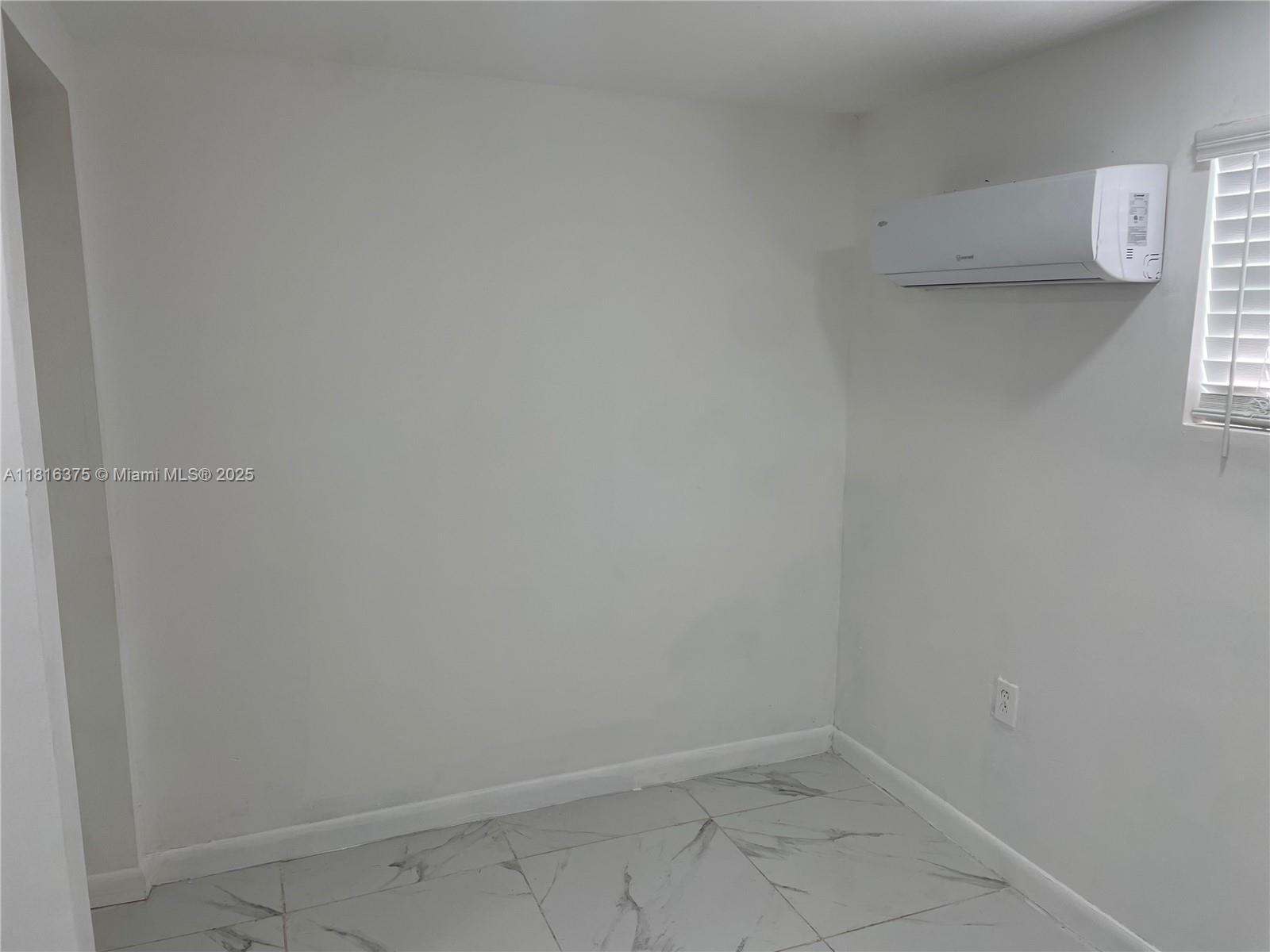 760 NE 168th St # 2, North Miami Beach FL 33162 photo 5