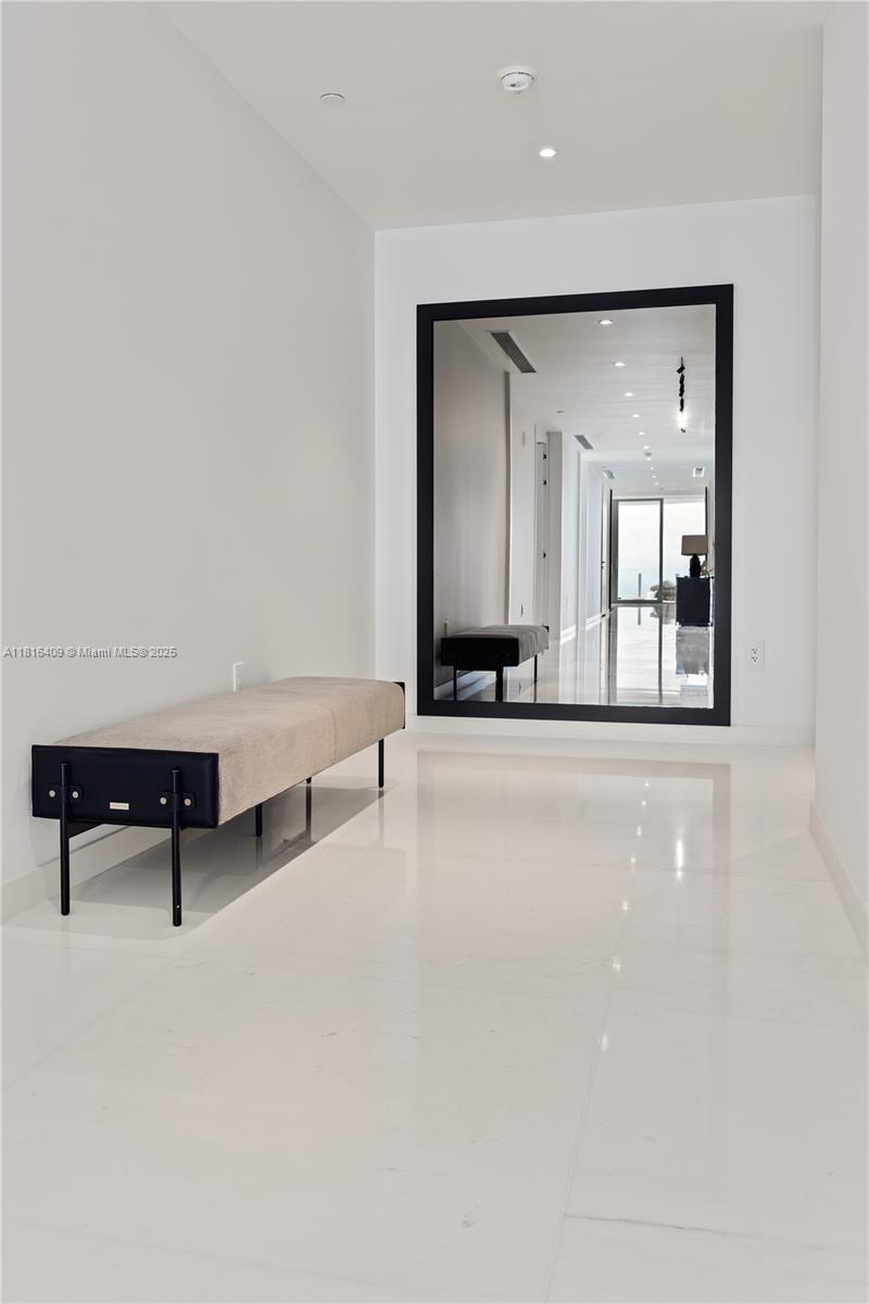 300 Biscayne Blvd Way # 5101, Miami FL 33131 photo 3