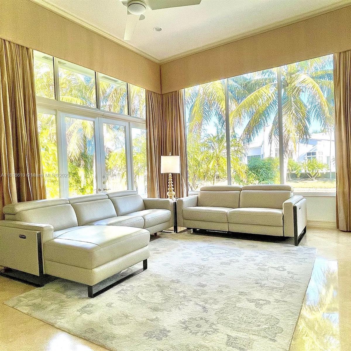 690 Baldwin Palm Ave, Plantation FL 33324 photo 4