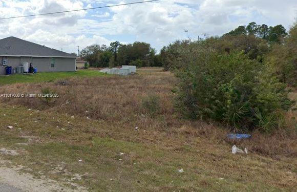 332/334 Gretchen Ave S, Lehigh Acres FL 33973 photo 2