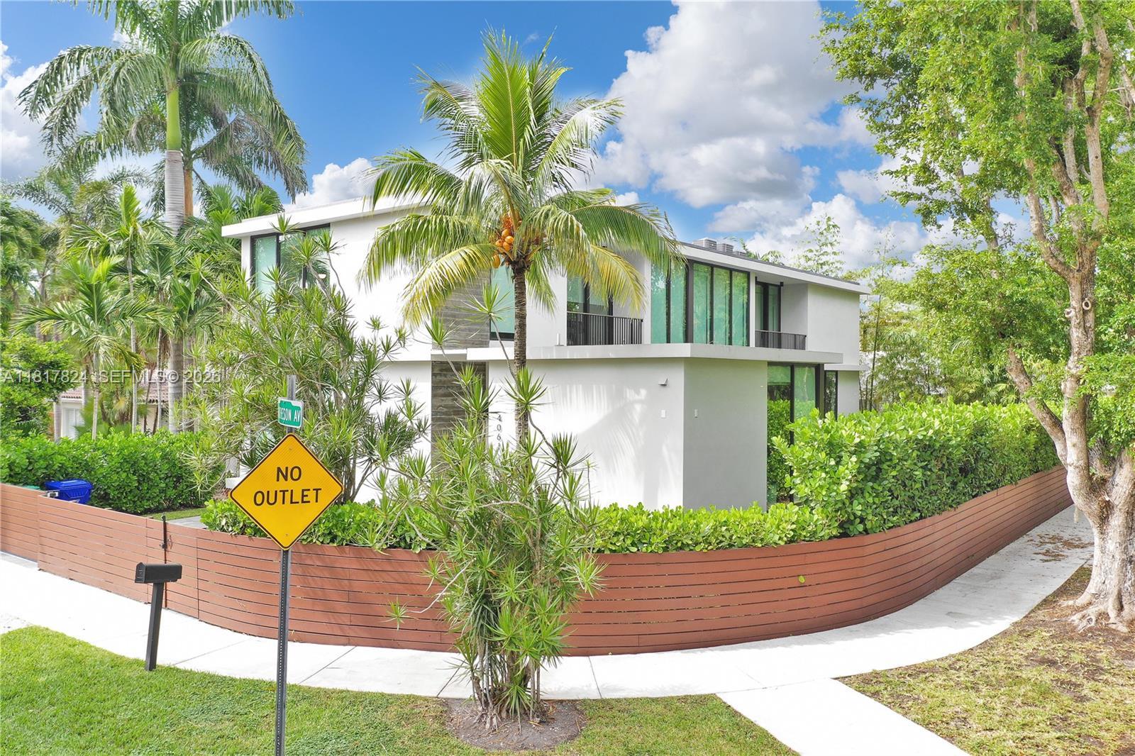 4061 Matheson Ave, Miami FL 33133 photo 2