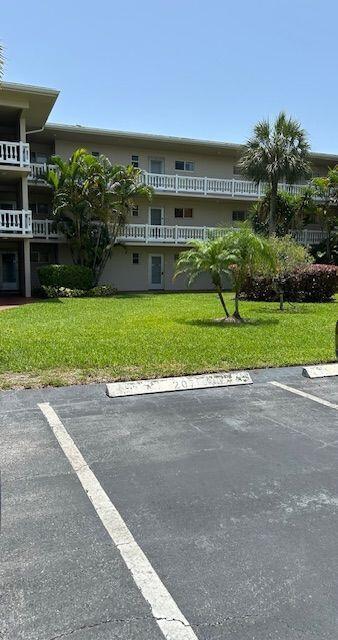 2811 Garden Drive S # 107, FL 33461 photo 2