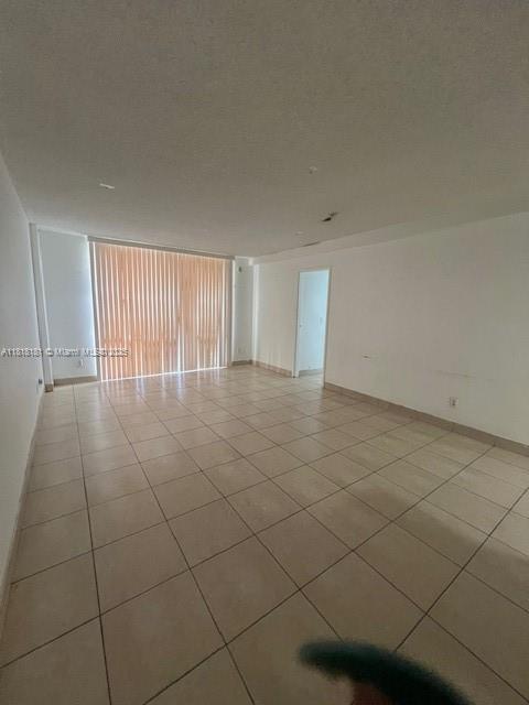 13499 Biscayne Blvd # 602, North Miami FL 33181 photo 3