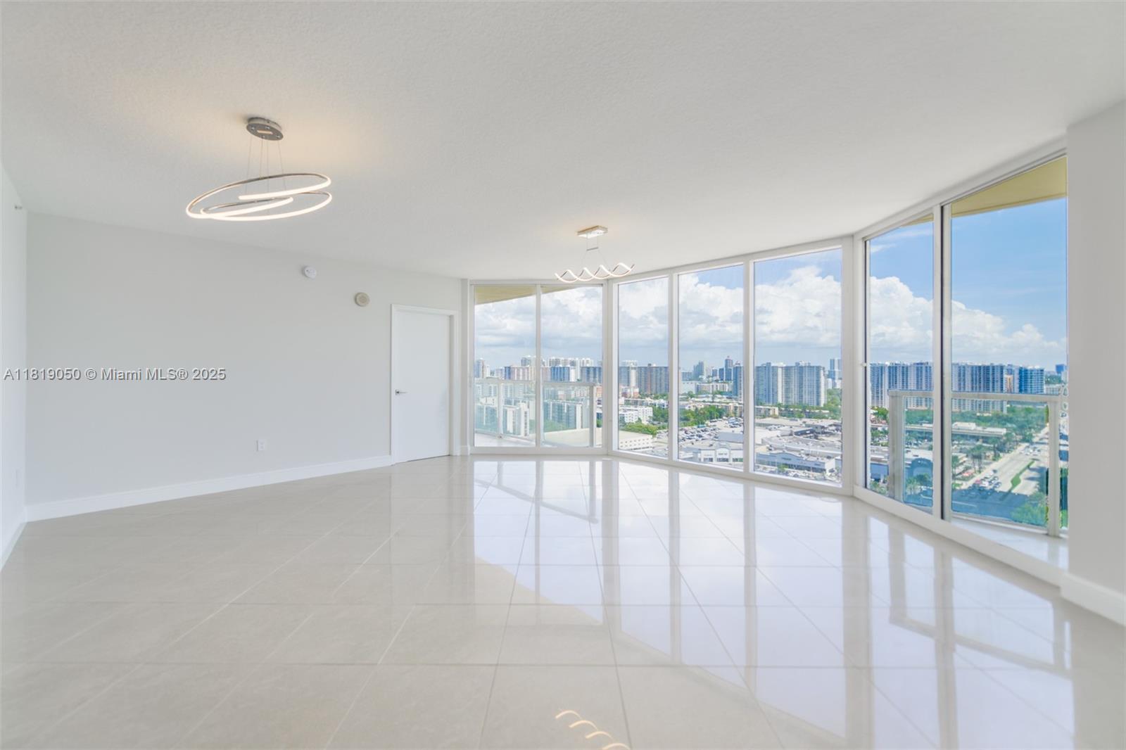 16699 Collins Ave # 2107, Sunny Isles Beach FL 33160 photo 2