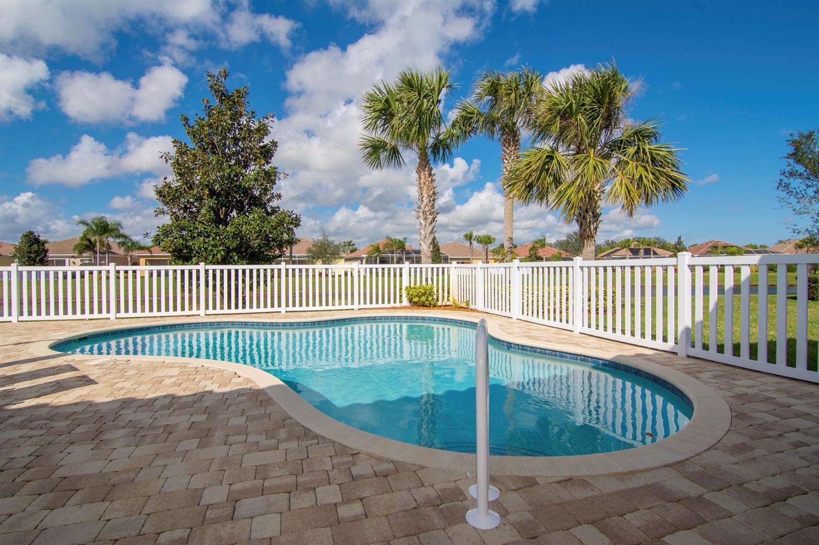 5254 Eleuthra Circle, Vero Beach FL 32967