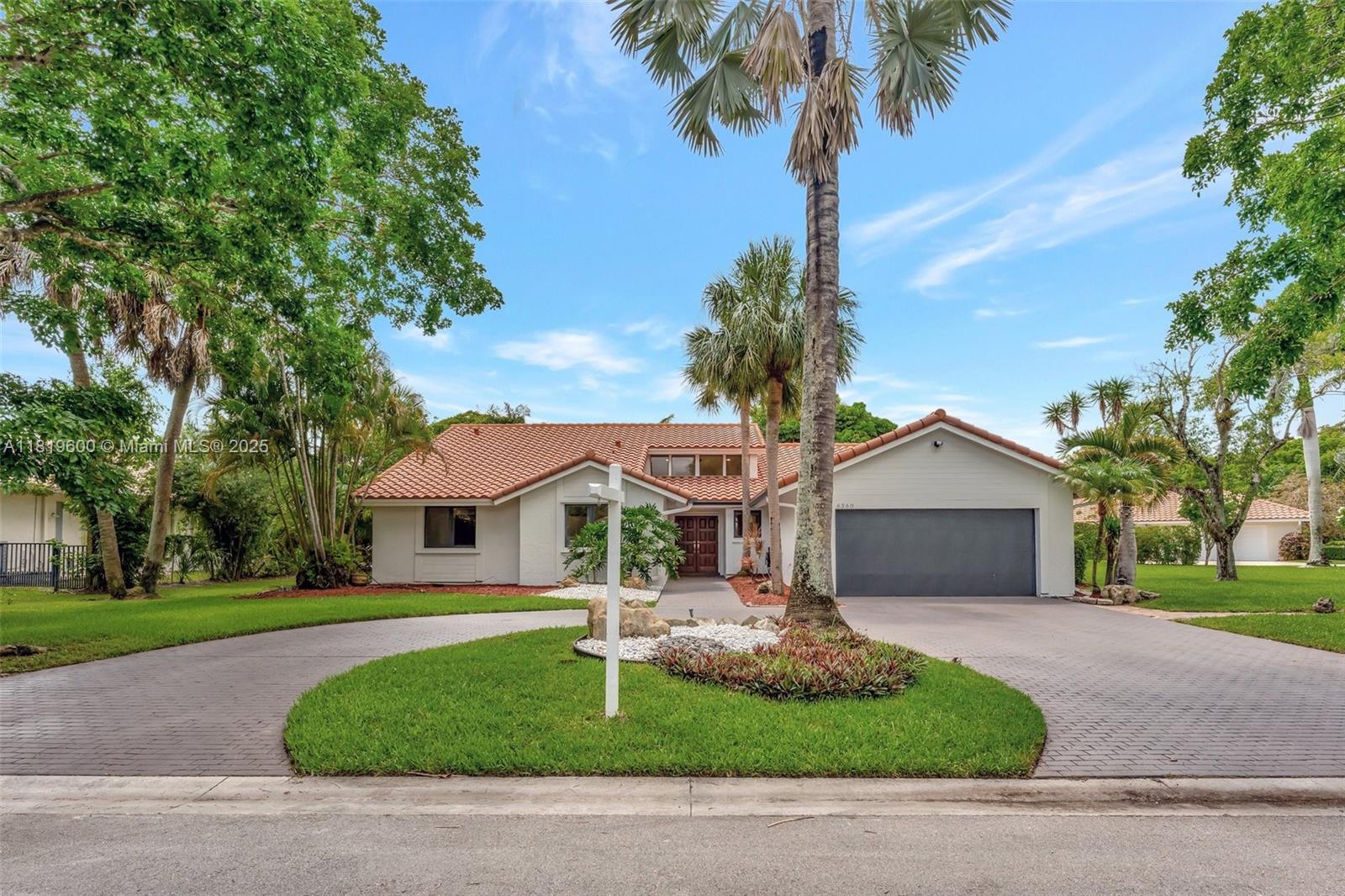 8360 NW 51st Ct, Coral Springs FL 33067 photo 3
