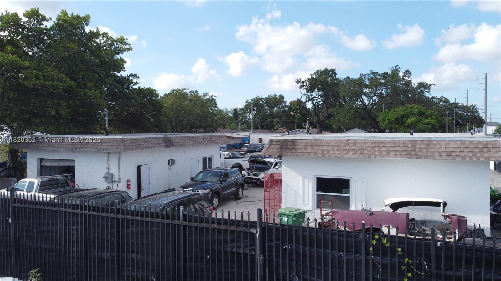 3398 NW 53rd St, Miami FL 33142 photo 5