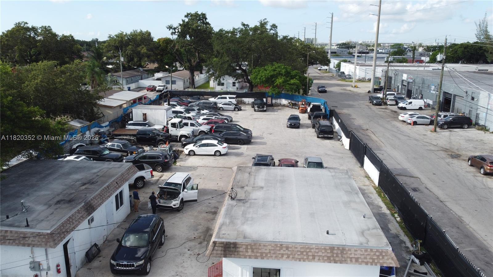 3398 NW 53rd St, Miami FL 33142 photo 4