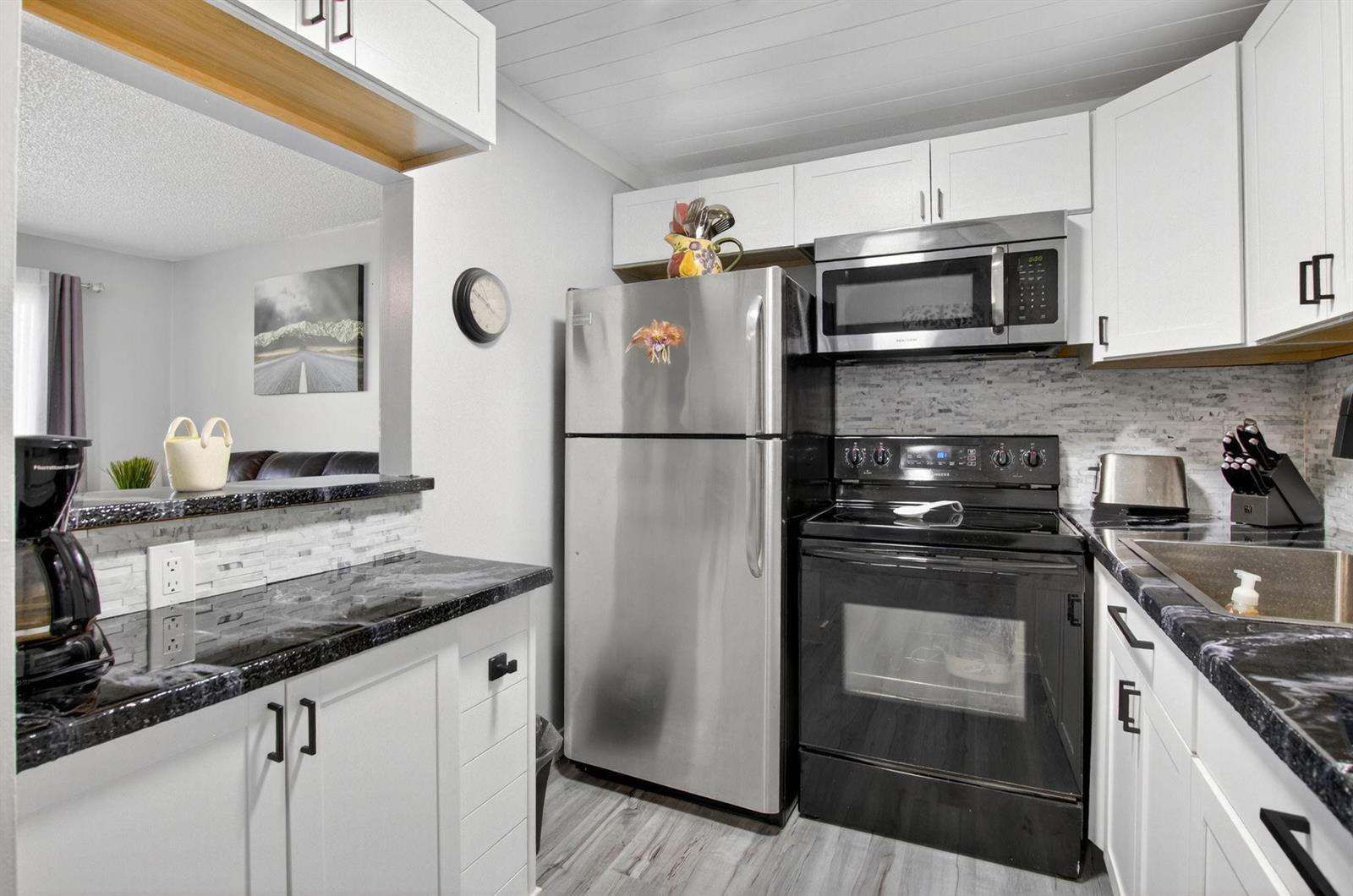 435 Durham O # 435, Deerfield Beach FL 33442 photo 4