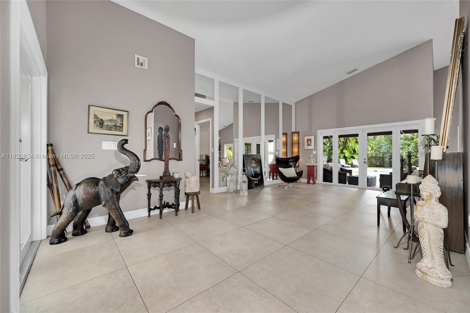 14460 Glencairn Rd, Miami Lakes FL 33016 photo 4