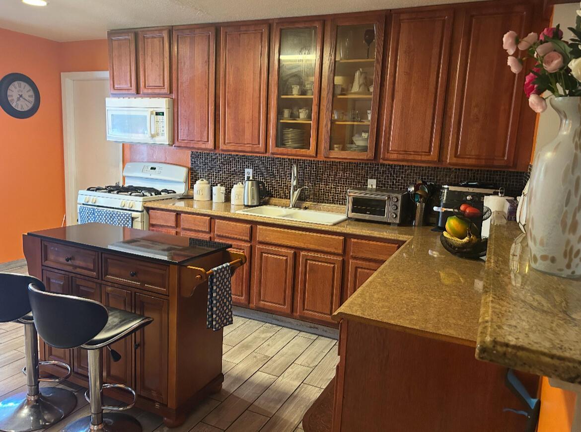 6198 Wauconda Way W, Lake Worth FL 33463 photo 2