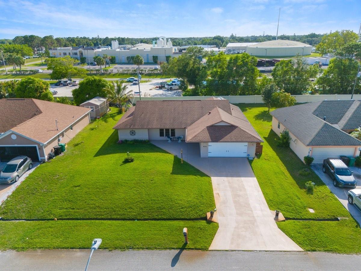 886 SE Odonnell Lane, Port St. Lucie FL 34983 photo 4