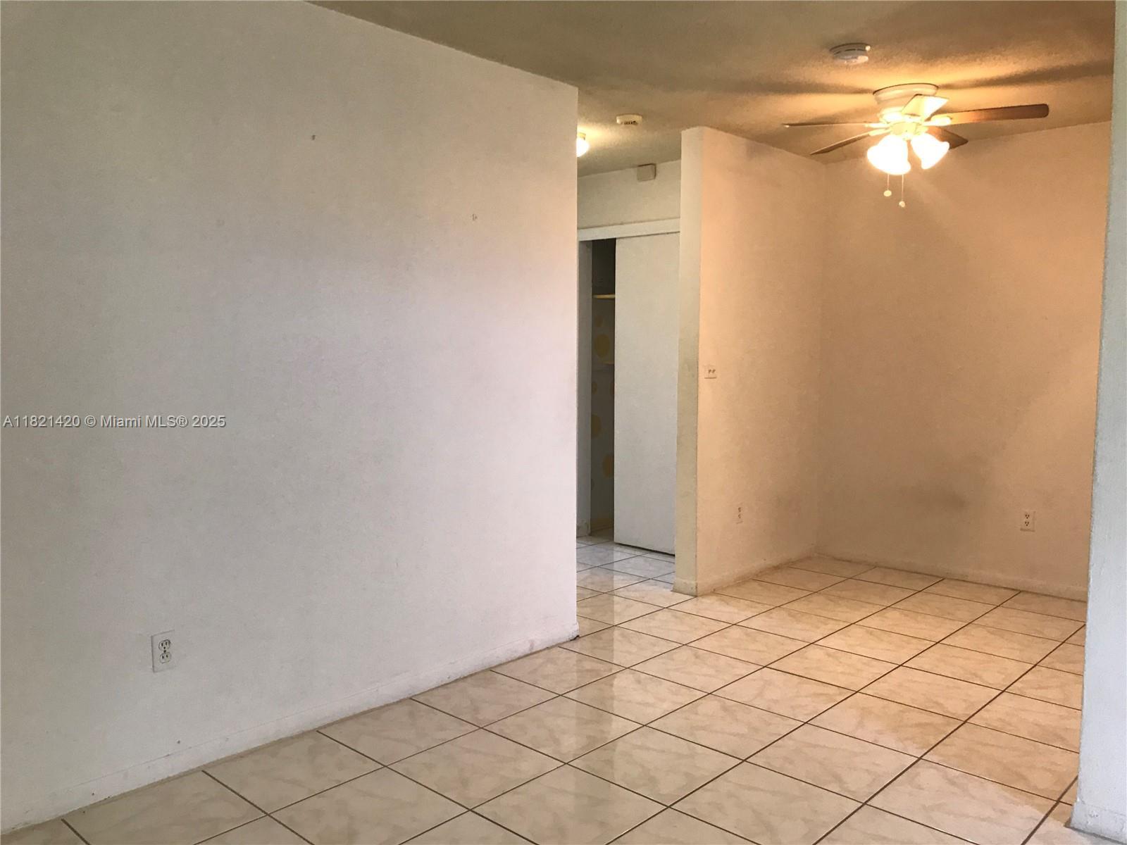 2450 NE 188 street # 2452, Miami FL 33180