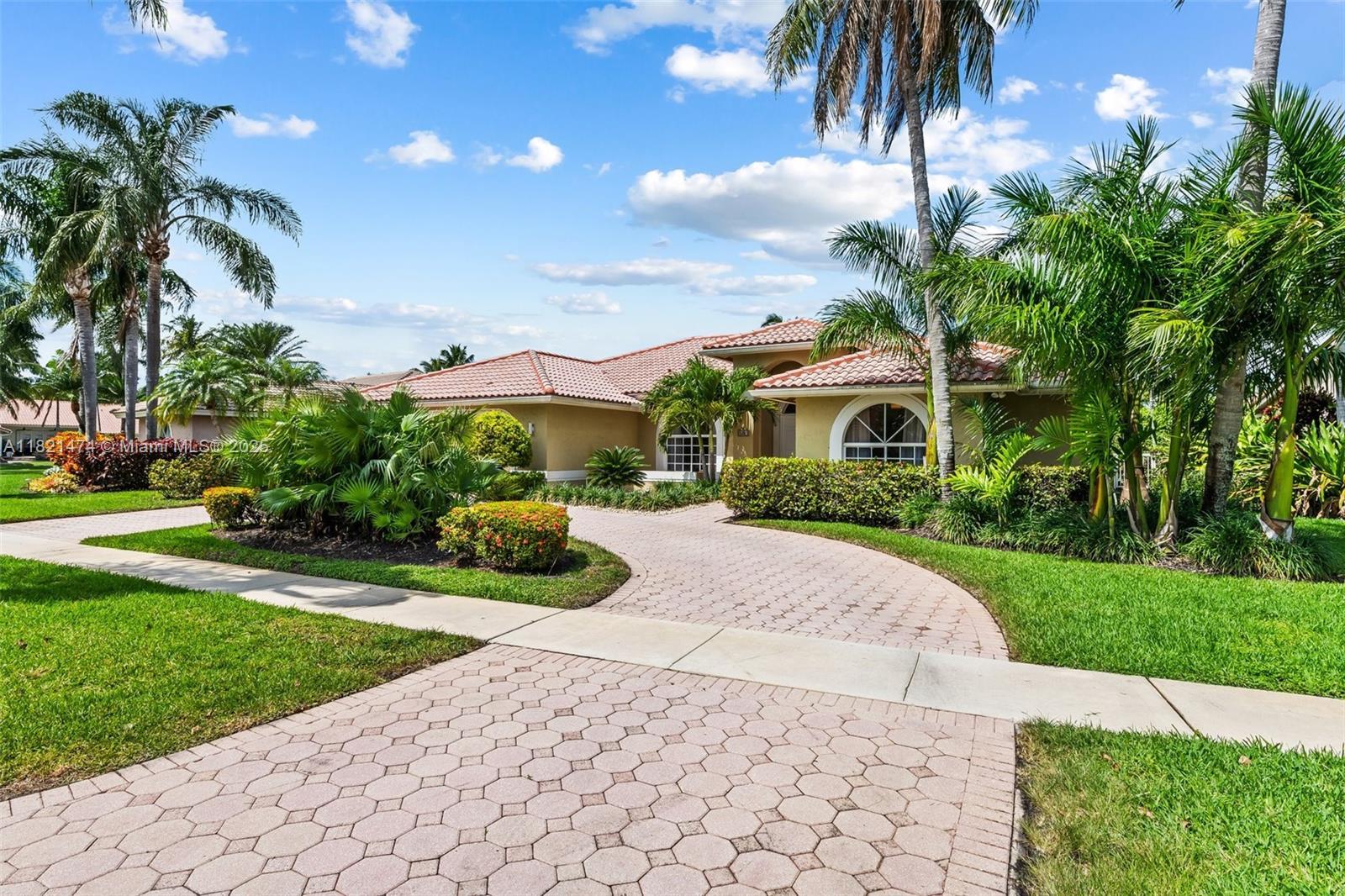 10901 NW 6th St, Plantation FL 33324