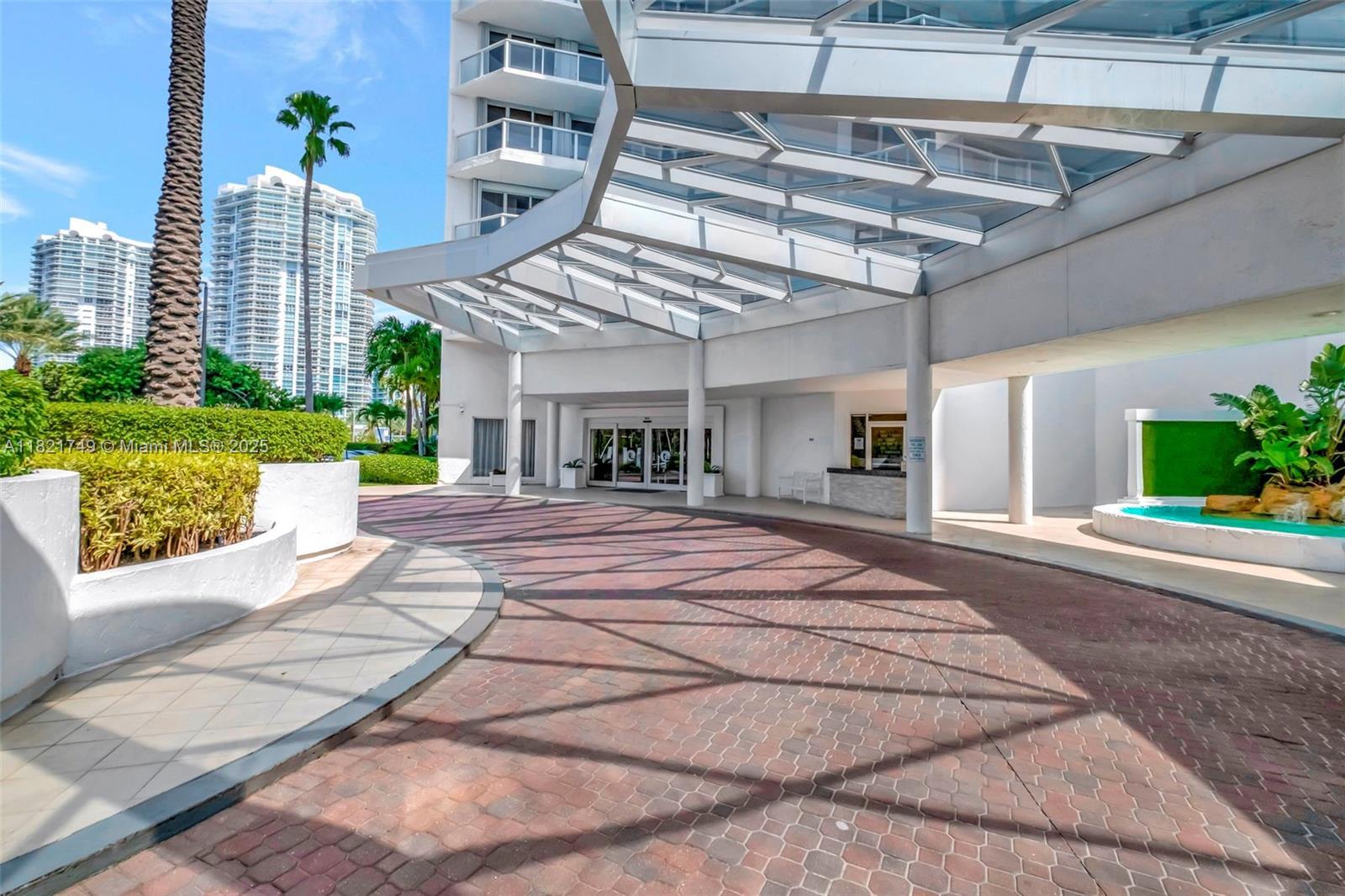 16425 Collins Ave # 311, Sunny Isles Beach FL 33160 photo 3