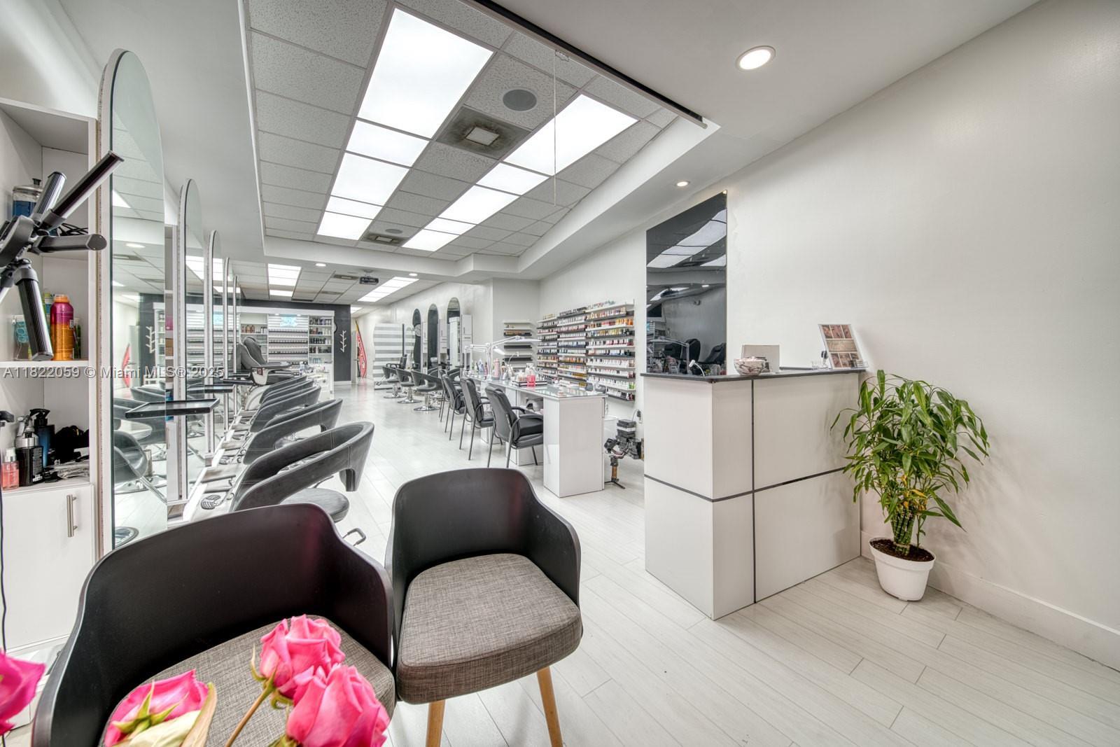 Full Service Beauty Salon On 8th Street, Miami FL 33184 photo 2