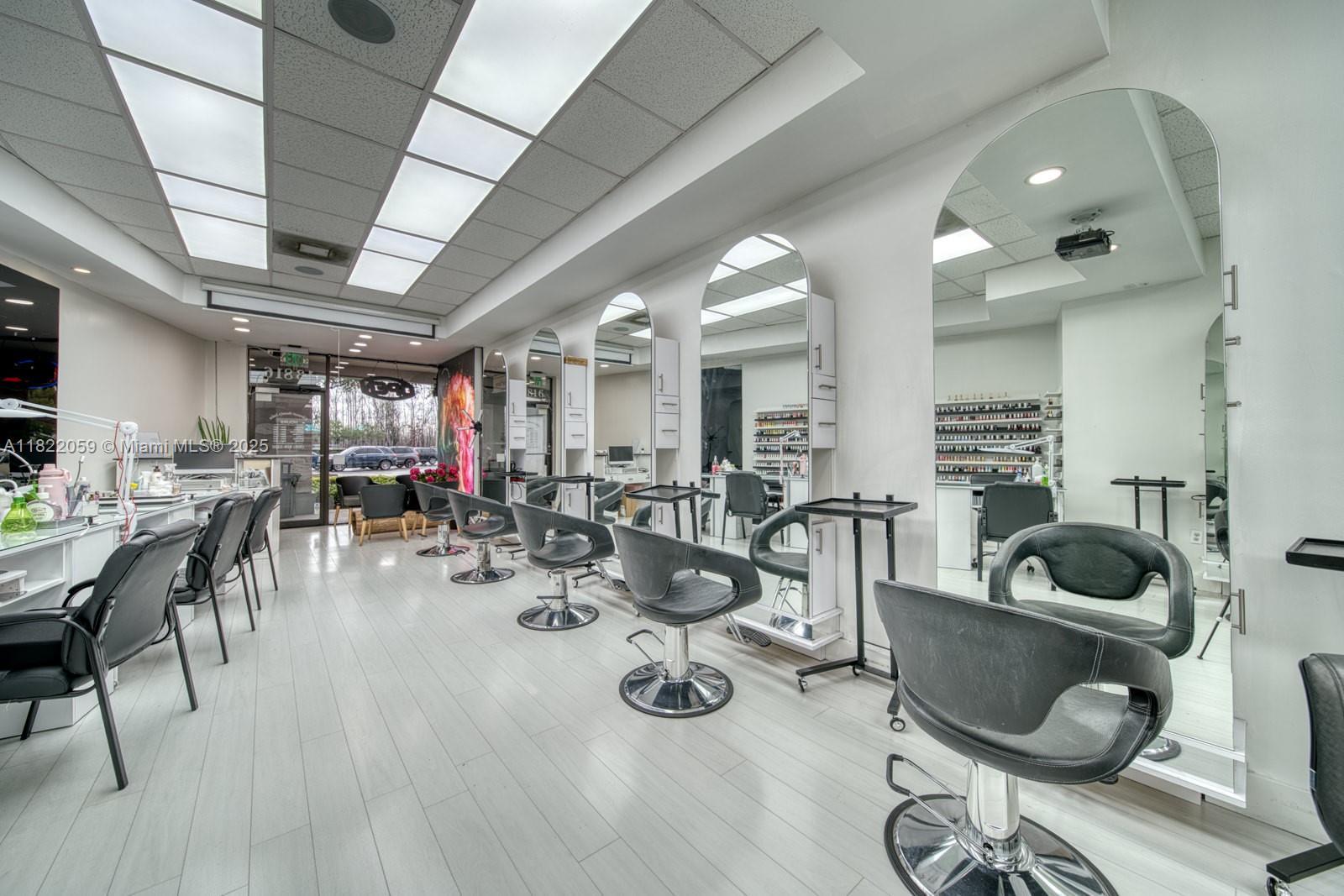 Full Service Beauty Salon On 8th Street, Miami FL 33184 photo 4