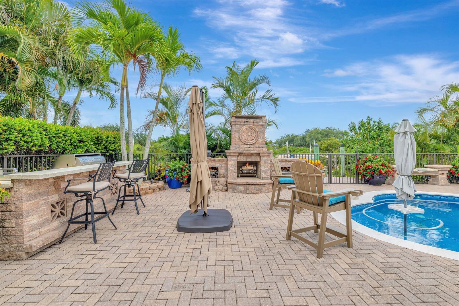 699 SW River Bend Circle, Stuart FL 34997 photo 3